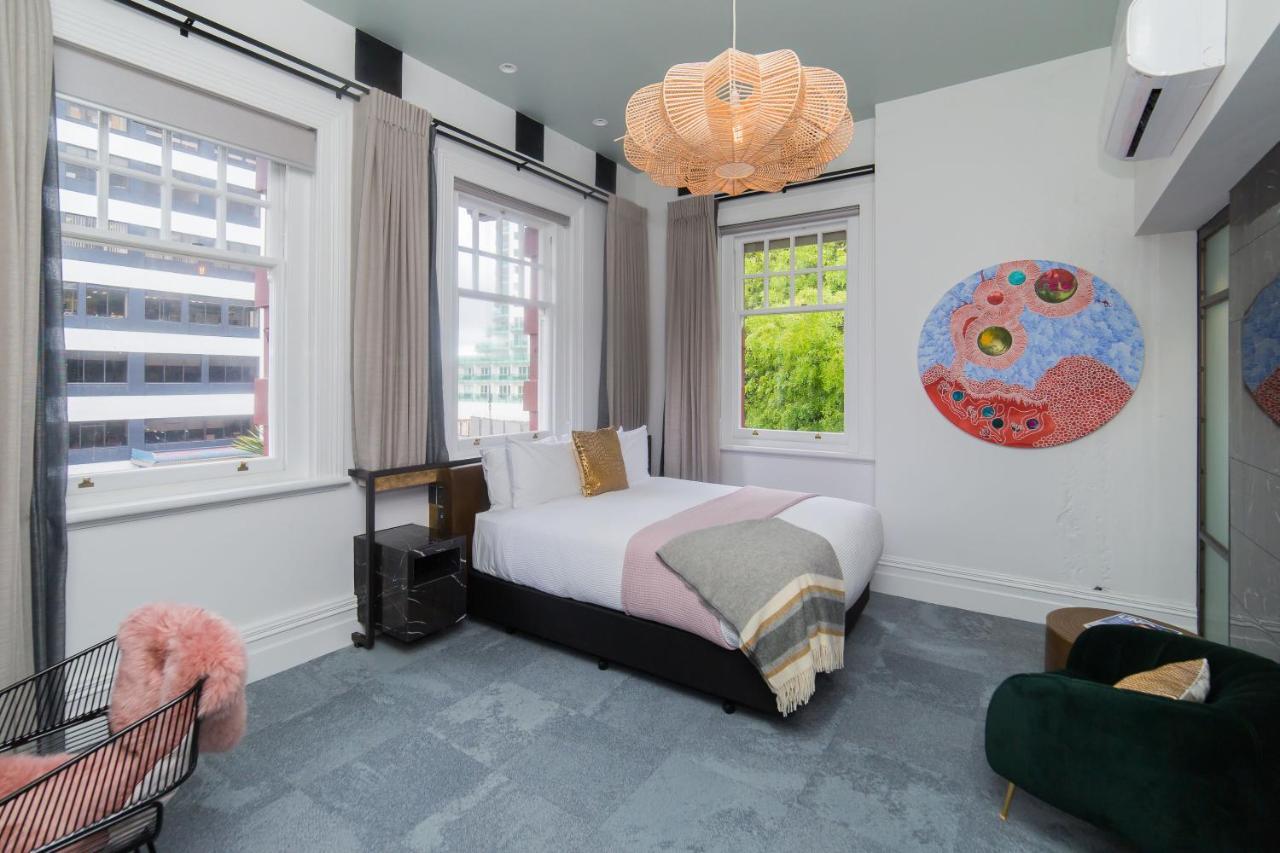 Clarence Boutique Hotel ตาอูรังกา ภายนอก รูปภาพ